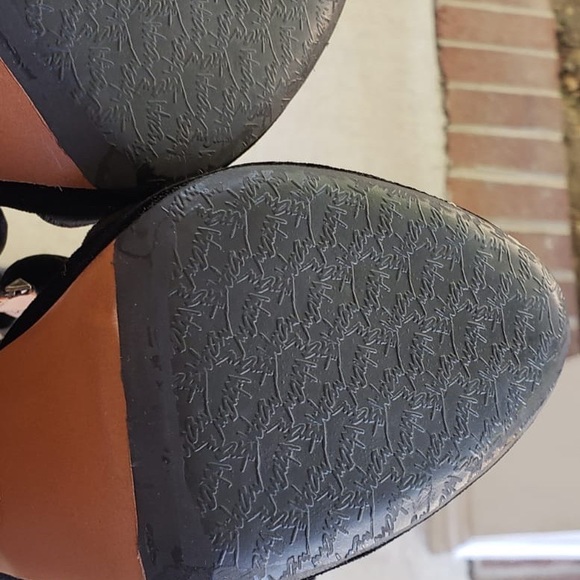 ✨Alaïa “Bombe” sz38.5 studded suede platform - Picture 7 of 8